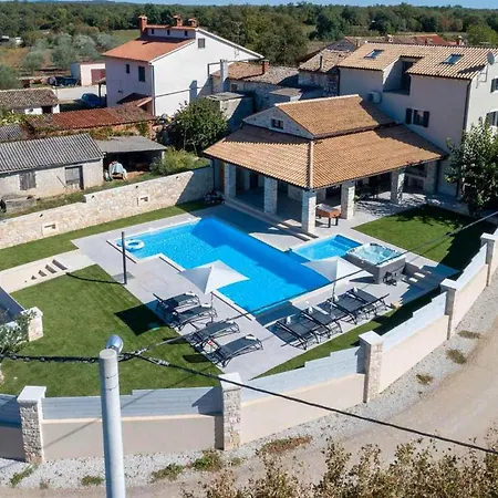 Tatil Evi M *